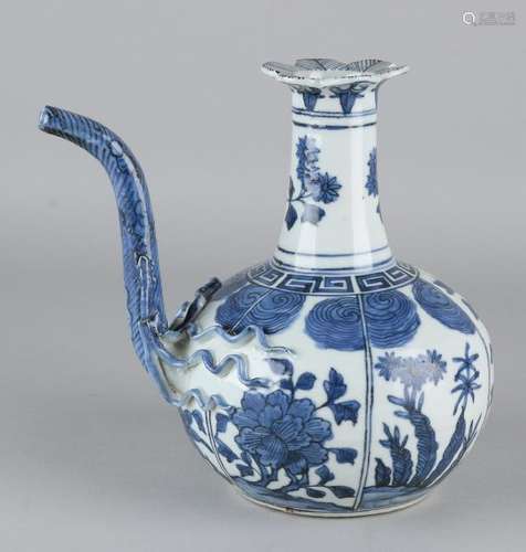 Old Chinese porcelain Gendi jug with wings, floral and