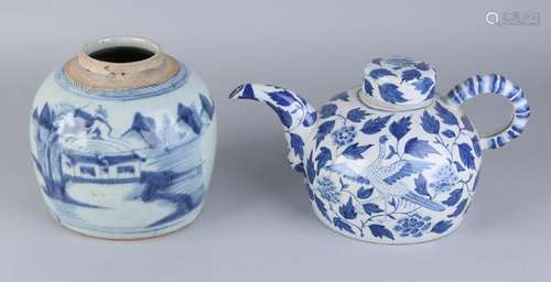 Chinese porcelain twice. Consisting of: One ginger jar