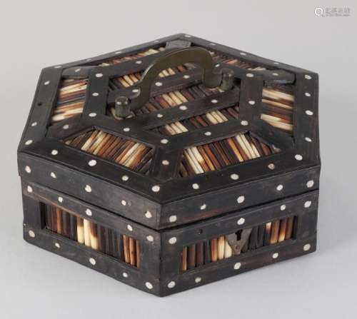 African / Oriental wooden six-sided lid box with