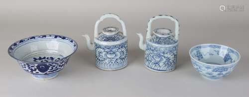 Four times old / antique Chinese porcelain. Blue White.