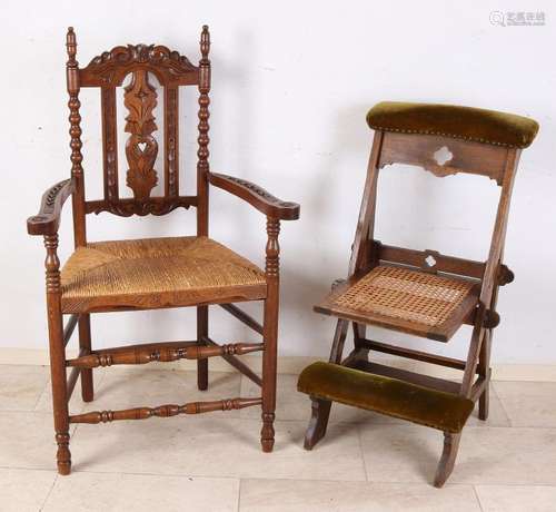 Two antique chairs. Consisting of: Bid chair + chair