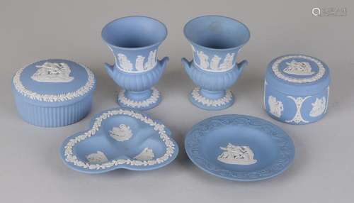 Five times old English Wedgwood bisquit porcelain. 20th