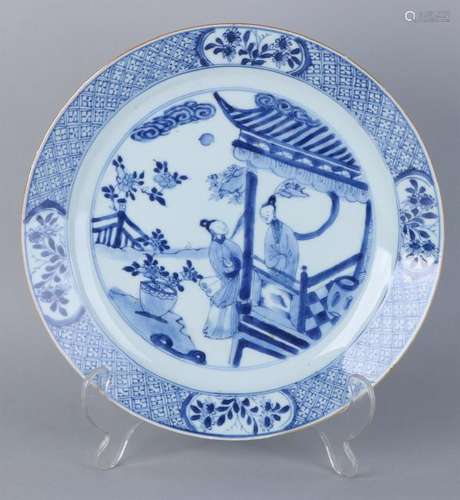 Antique Chinese porcelain plate with Lange Lijs decor