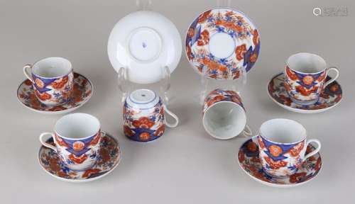 Six 19th century Japanese Imari porcelain cups and