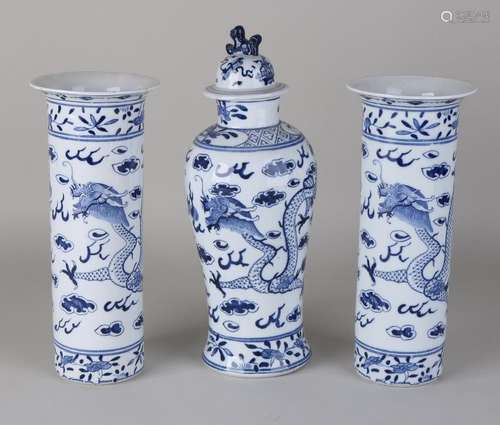 Ancient Chinese porcelain cupboard set with dragons and