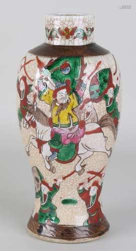 Old Chinese Cantonese vase with warriors and crackle