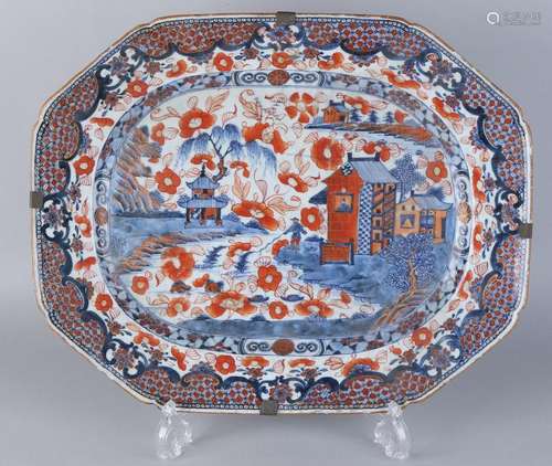 Large 18th century Chinese porcelain meat dish with