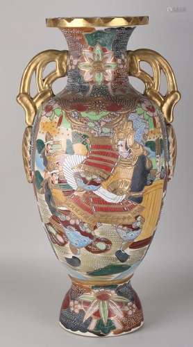 Large antique Japanese Satsuma vase with warriors and