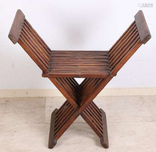 Antique oak with pinewood folding chair. Circa 1900.