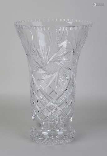 Large crystal glass vase with sharpening. 21st century.