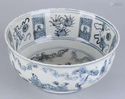 Large old / antique Chinese porcelain bowl with figures