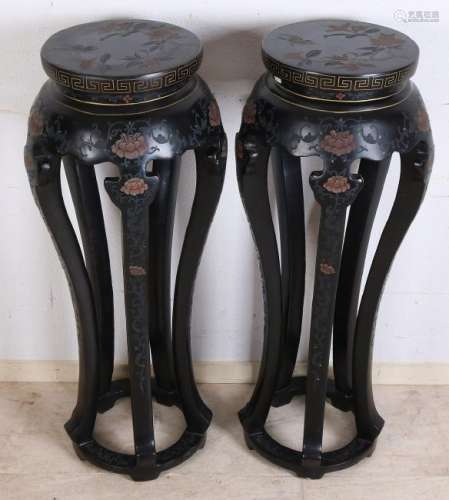 Two large Japanese lacquerware piedestals with engraved