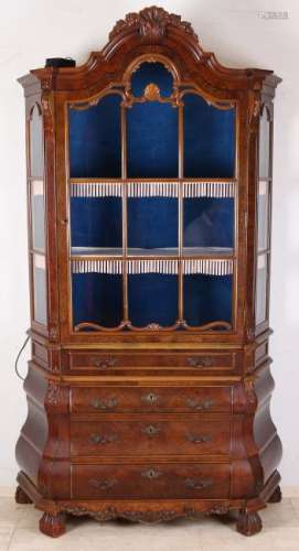 Dutch carrot nuts Baroque-style display cabinet ..