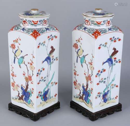 Two large old / antique Japanese Samson Kakiemon tea