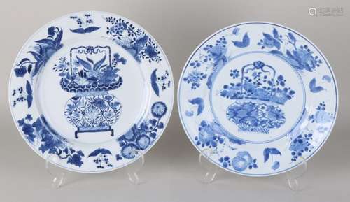 Two rare 18th century Chinese Kang Xi porcelain plates