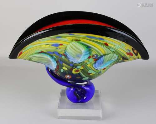 Modern large fruit bowl, Mille Fiori style. Glass