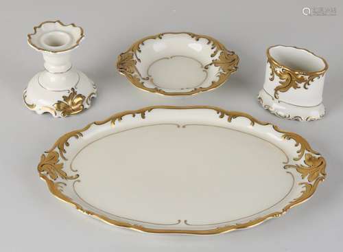 Four-part German KPM porcelain smoking set with gold