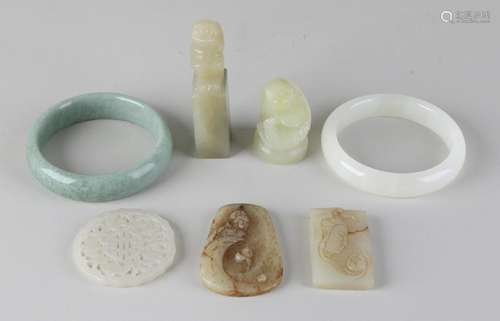 Seven old / antique Chinese jade items. Among other