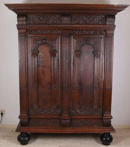 17th - 18th Century Dutch oak oak Renaissance cupboard