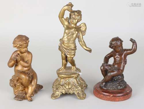 Three old / antique figures with putti. Consisting of: