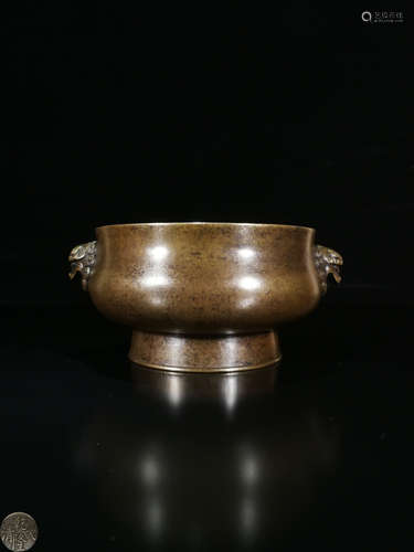 A BRONZE CASTED DOUBLE EAR CENSER