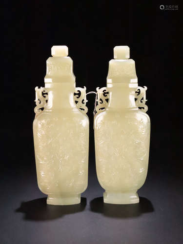 PAIR OF HETIAN JADE CARVED LOTUS PATTERN VASE