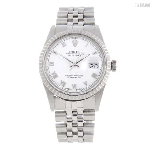 ROLEX - a gentleman's Oyster Perpetual Datejust bracelet watch.