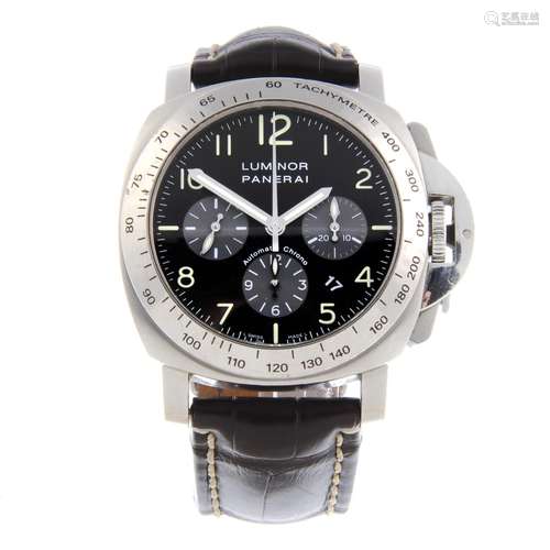 PANERAI - a gentleman's Luminor Daylight chronograph wrist watch.