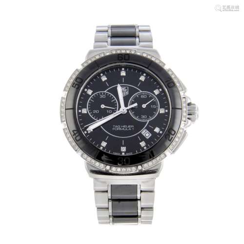 TAG HEUER - a mid-size Formula 1 chronograph bracelet watch.