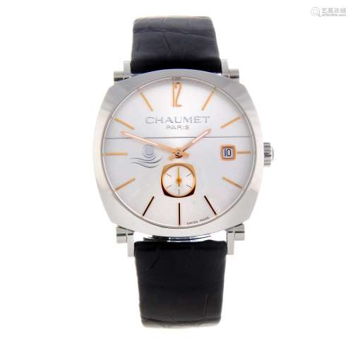 CHAUMET - a Dandy The Pearl Qatar wrist watch.