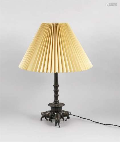 Figürliche Tischlampe um 1920, elektr., 1-flg.,