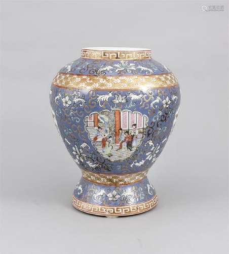 Dekorative Vase, China, Republikzeit, Korpus unterteilt