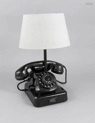 Telefonlampe, Mariage des 21. Jh, altes Bakelit-Telefon