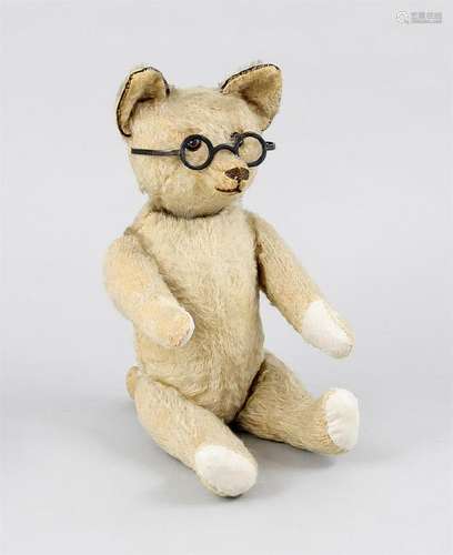 Teddybär, wohl um 1900, in sitzender Position,