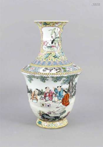 Famille-Rose-Vase, China, Republik-Zeit, balusterfö