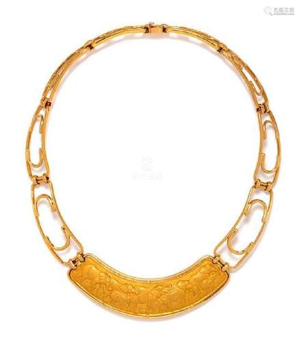 * An 18 Karat Yellow Gold Elephant Motif Collar