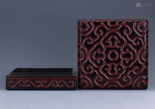 CHINESE BLACK LACQUER FLOWER SQUARE BOX