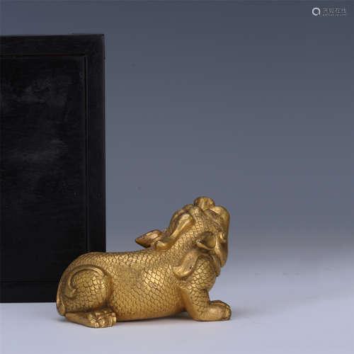 CHINESE GILT BRONZE COUCHING BEAST PAPER WEIGHT