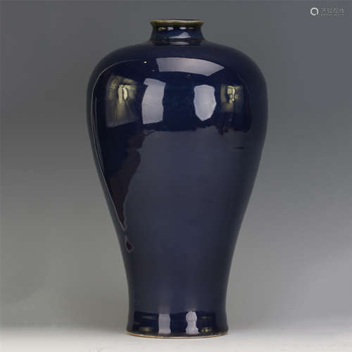 CHINESE PORCELAIN BLUE GLAZE MEIPING VASE