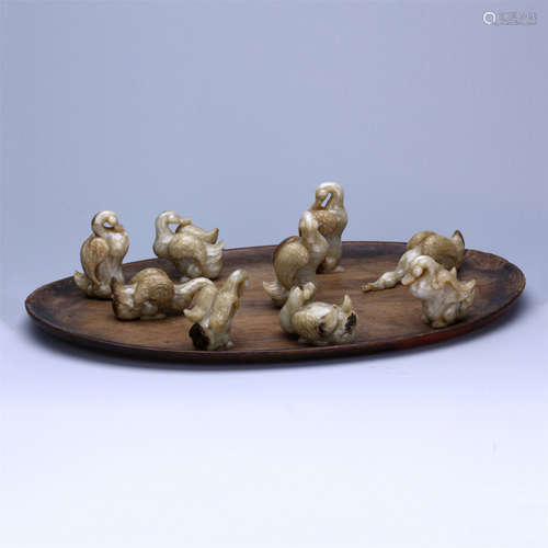 A SET OF CHINESE JADE GEESE