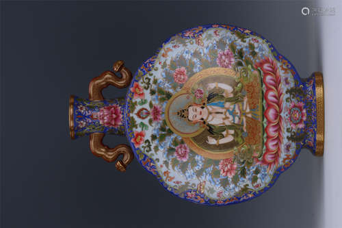 CHINESE PORCELAIN ENAMEL SEATED GUANYIN MOONKFLASK