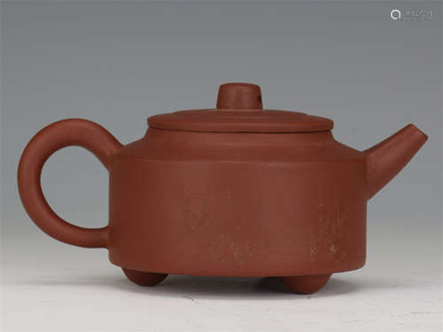 CHINESE YIXING ZISHA CLAY TEA POT