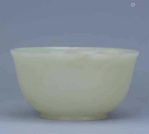 CHINESE CELADON JADE BOWL