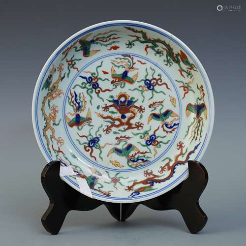 A Chinese Wu-Cai Porcelain Plate