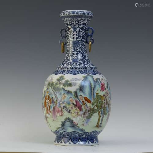 A Chinese Famille-Rose Porcelain Vase With Double Ears