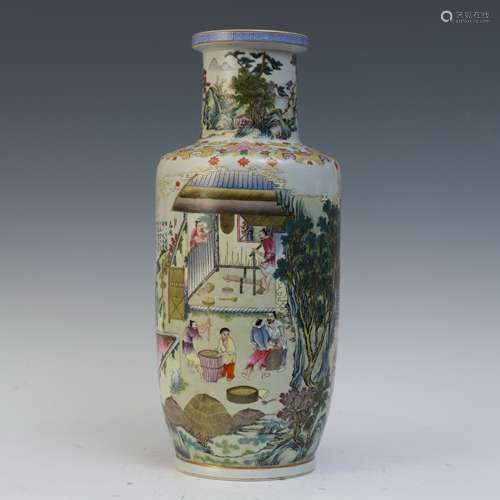 A Chinese Famille-Rose Porcelain Vase