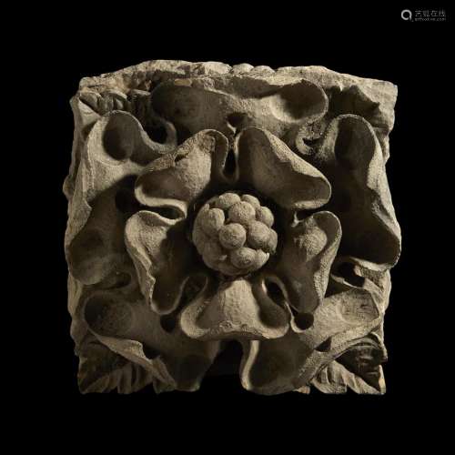 AN ENGLISH LIMESTONE ARCHITECTURAL ELEMENT DEPICTING A TUDOR ROSE