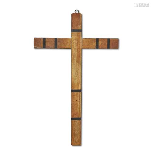 A NORTHERN EUROPEAN ENGRAVED IVORY AND EBONY CRUCIFIX