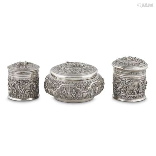 A SET OF THREE SIAMESE SILVER COVERED JARS