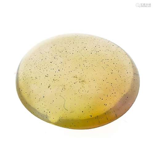 Opal 9,0 ct, ovaler Cabochon, mit schönem